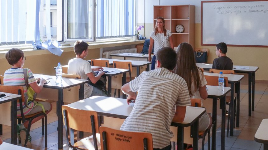 Развиват ли се учениците ни - какво показва анализът след матурите