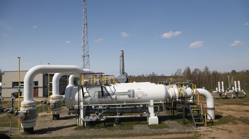 Бивш министър на икономиката: България няма да остане без горива, но цената ще е по-висока