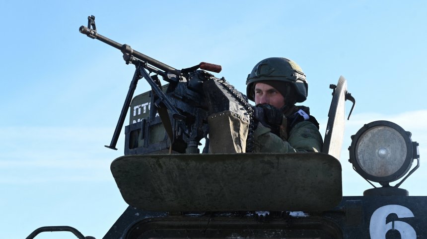 Войната натежава: Русия свива военната индустрия