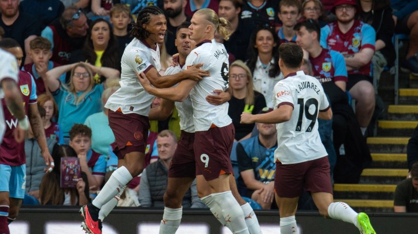 "Ман Сити" започна защитата на титлата с бой над "Бърнли", Холанд блесна с два гола