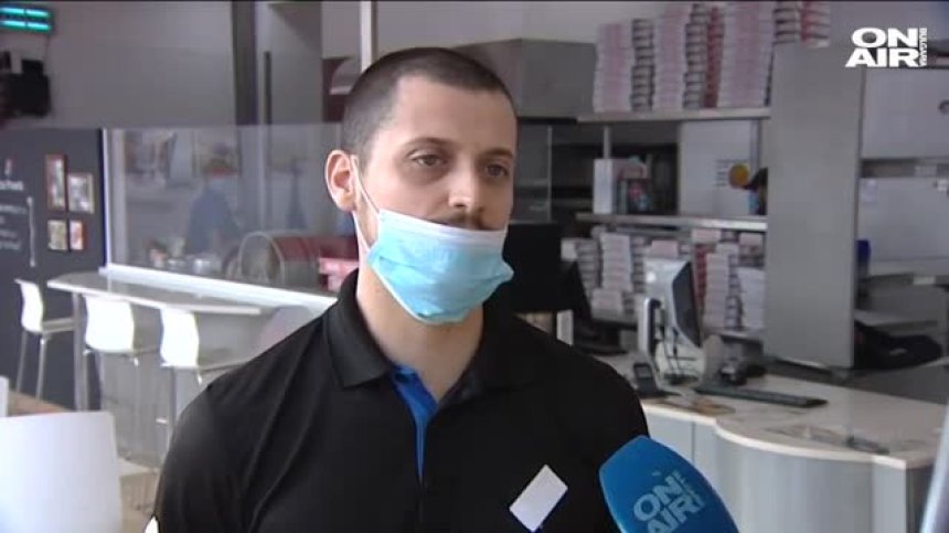 200 000 служители в ресторанти и хотели остават без работа до дни?