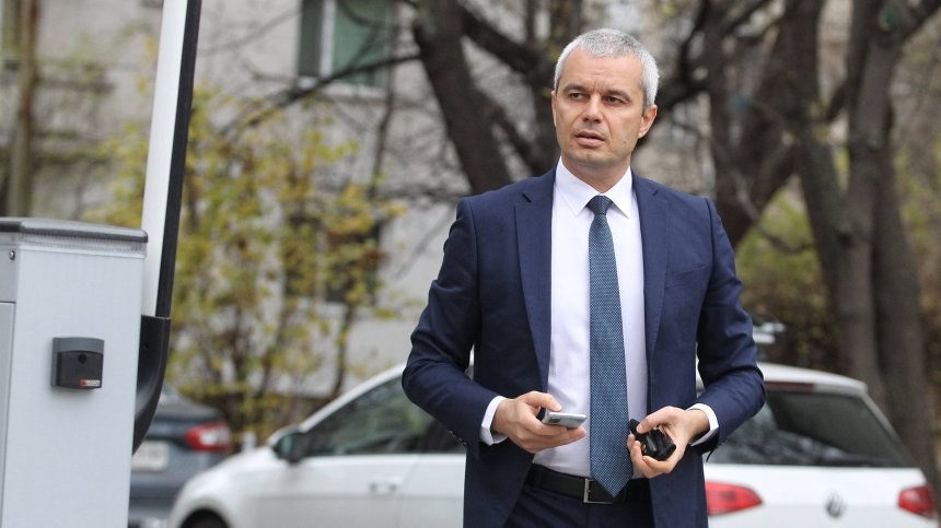 "Възраждане" поиска оставката на Росен Желязков, получи подкрепа от БСП