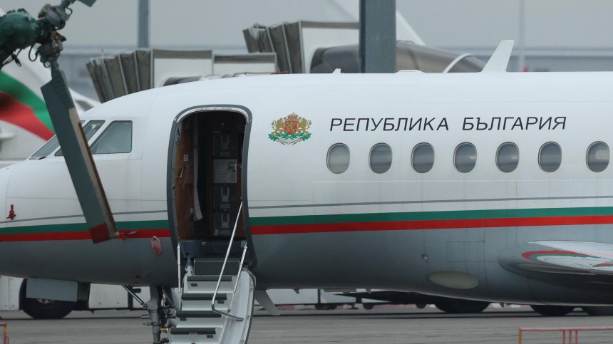 С близо 3 млн. лв. ремонтират правителствения самолет Falcon 2000