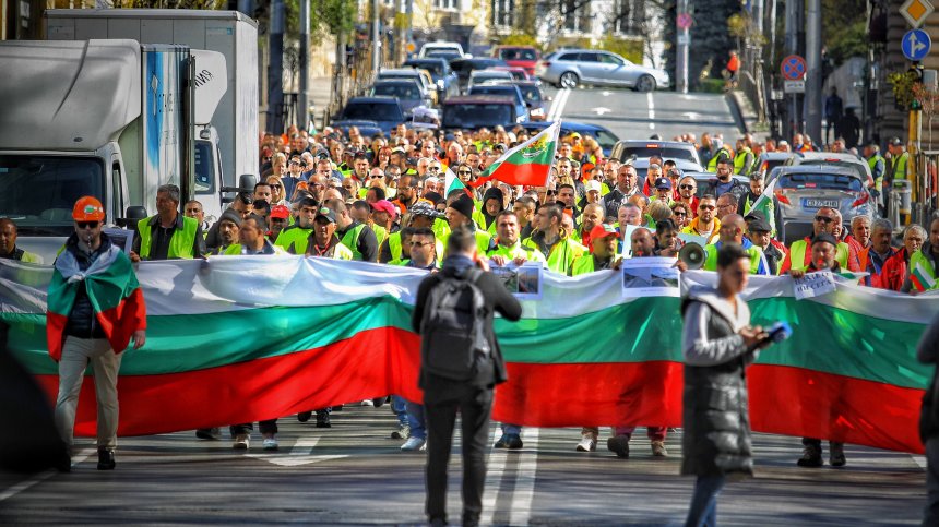 Пътните строители започват безсрочен протест, не са им изплатени 720 млн. лв.