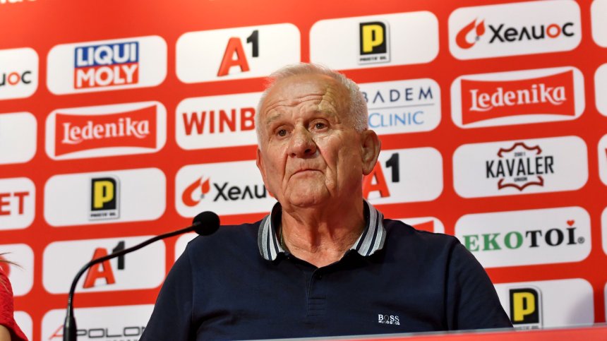 Люпко Петрович е в реанимация след катастрофа в Сърбия, влязъл в насрещното