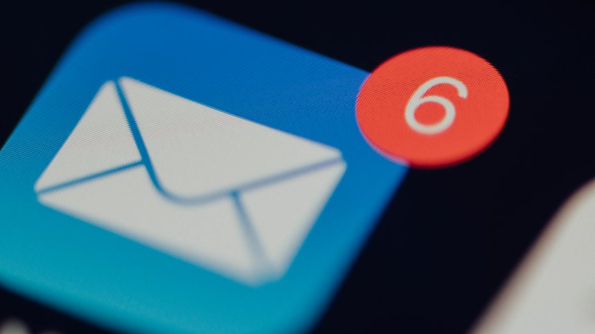 Опасен бъг в Google Messages праща стари лични съобщения на грешните хора