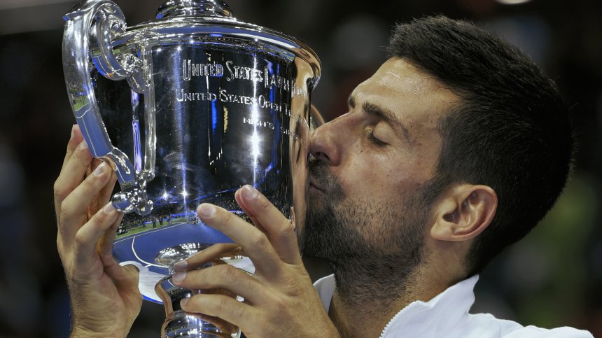 Двойна радост: Белград посрещна Джокович и баскетболистите