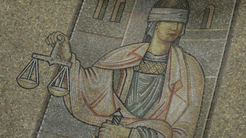 Обвиниха общинари от Исперих, отправяли политически закани