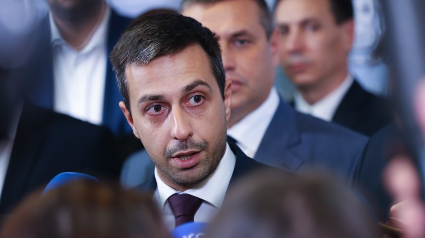 Деян Николов: Паметникът е жертва на политически игри и цели