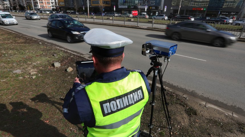 Шофьори "олекнаха" с 2,6 млн. лв. за седмица заради нарушения по пътищата