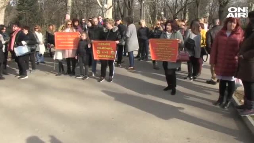 В Деня за борба с рака: Два протеста пред онкодиспансера в Русе 