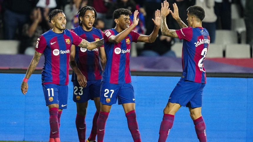 "Барселона" подчини "Реал" (Сосиедад) и зае втората позиция