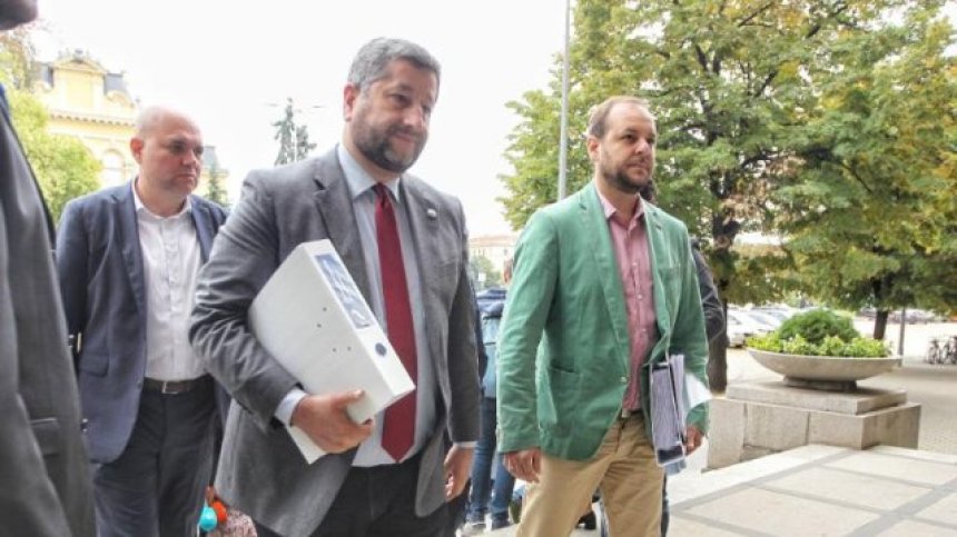 ДБ внесе с електронен подпис жалбата си срещу дерегистрацията в Стара Загора 