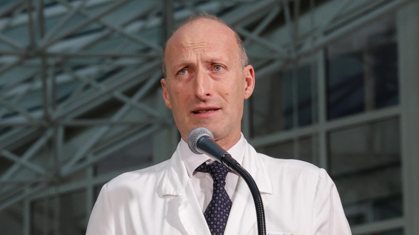 Личният хирург на папа Франциск разказа за последните моменти на понтифика