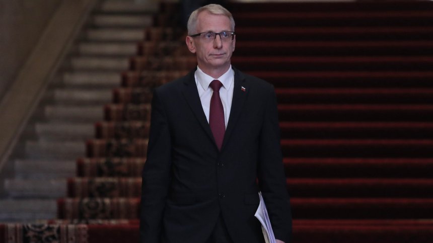 Властта с разкрития за убийството - сменят главния секретар на МВР, разпитана е ранената жена