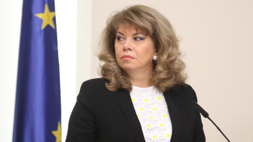 Йотова: Очаквам да има правителство и НС да гласува кабинета