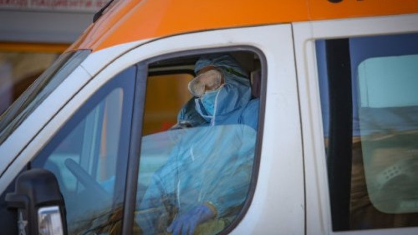 7 от починалите с Ковид-19 са без заболявания, повече от половината - със сърдечни