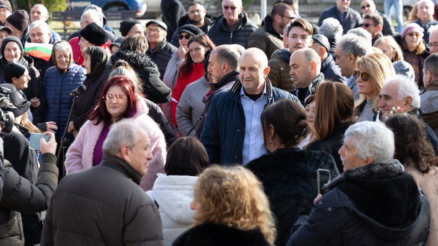 Президентът Радев: Както лозята, така и държавността изискват ежедневни усилия