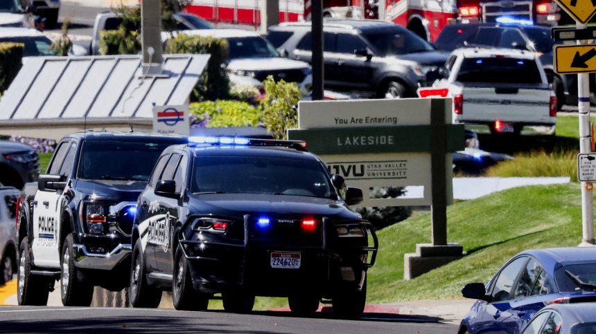 Кола се вряза в детска градина и уби дете в Канада