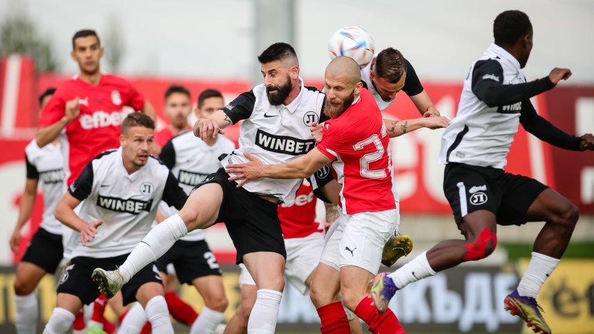 ЦСКА 1948 си осигури място на евротурнирите след равностоен дуел срещу "Локомотив" (Плд)