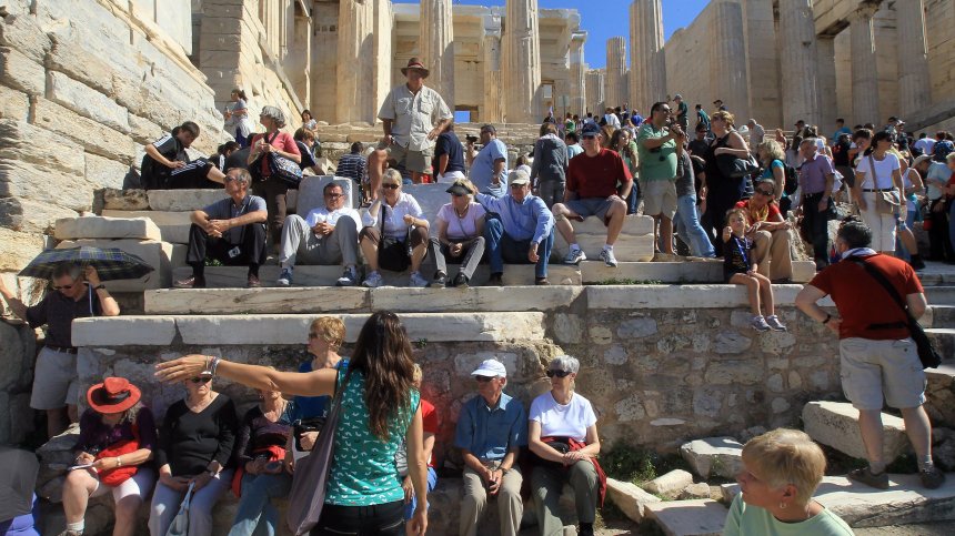 Бум на туризма в Гърция: 25 млн. души я посетиха за 8 месеца