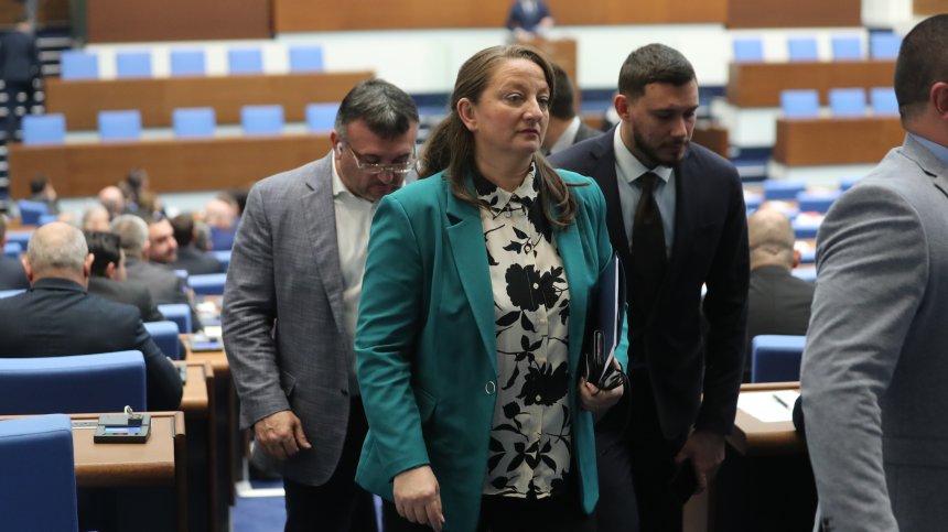 Депутатите поискаха спешни реформи след случаите с "Домовете на ужасите"