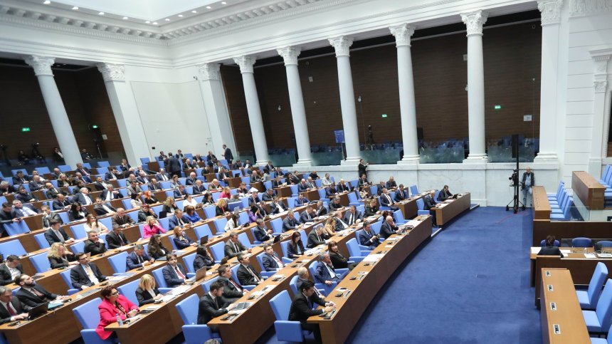 Кои партии се обединиха около искането за касиране на изборите?