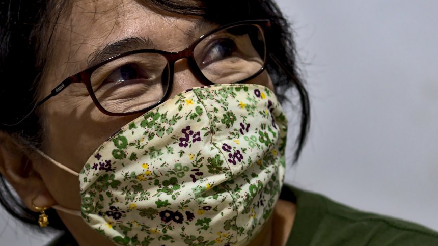 Предпазната маска може и да не запотява очилата ви