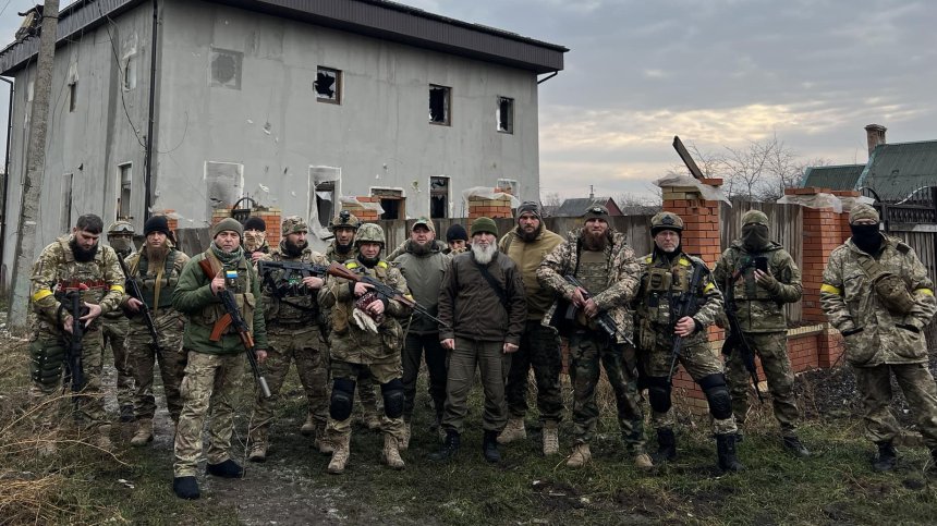 Мюсюлмани в Украйна чакат въоръжени до зъби богословите на Кадиров