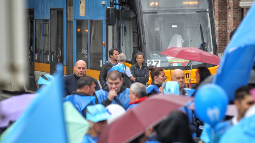 Няколко обществени сектора излизат на протести с искане за по-високи заплати