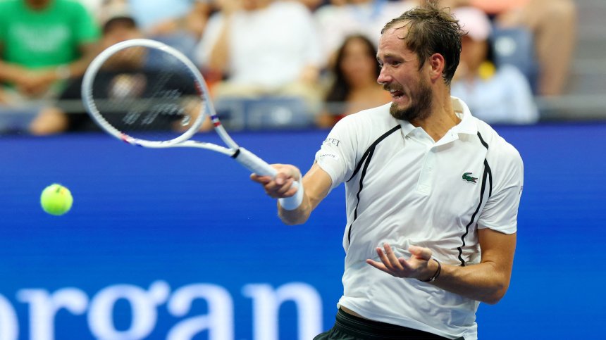 Медведев започна с убедителна победа на US Open