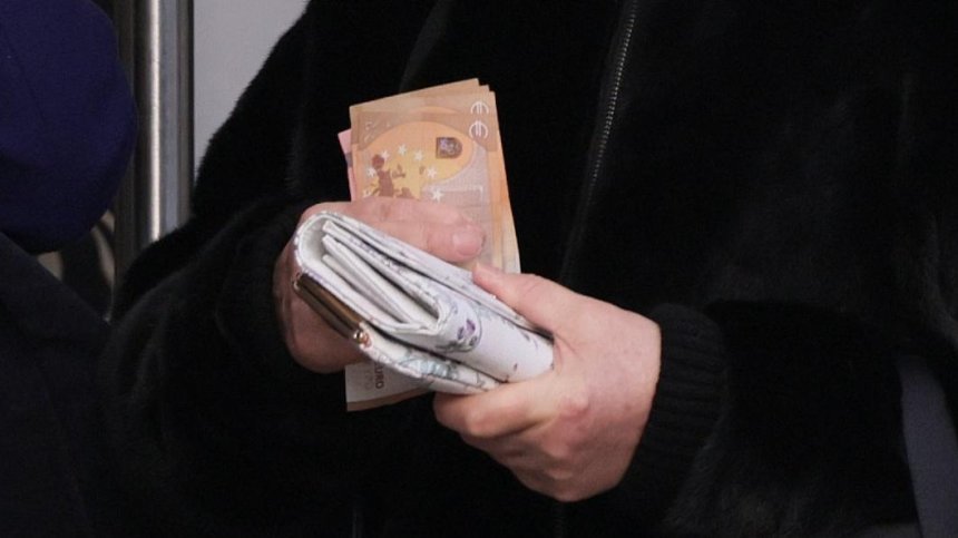 Пенсионери пестят от храна, за да си платят тока: 50% по-високи сметки в Търновско