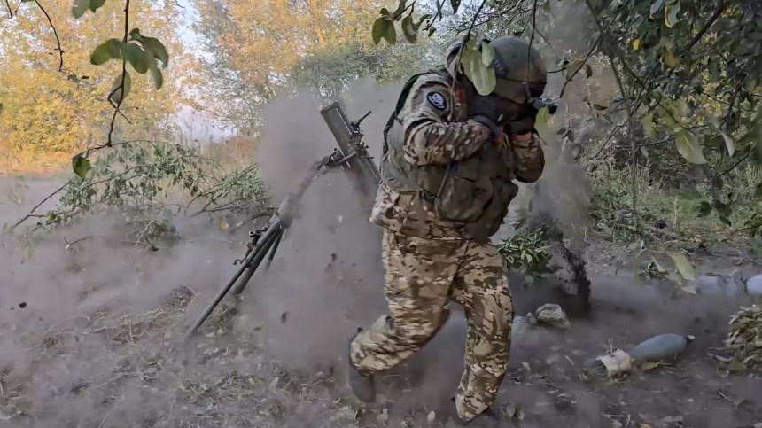 Руското МО съобщи за атака с хеликоптер при ротация на украински военни край Курск