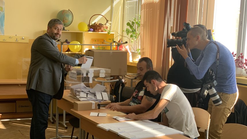 ПП-ДБ иска край на "ремонт на ремонта на ремонта", Костадинов с коментар за машините