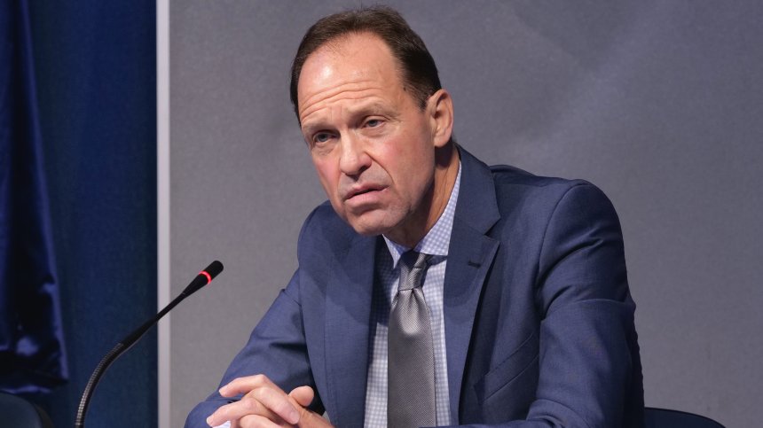 МВнР: Няма да признаваме паспорти, издавани от окупираните територии в Украйна