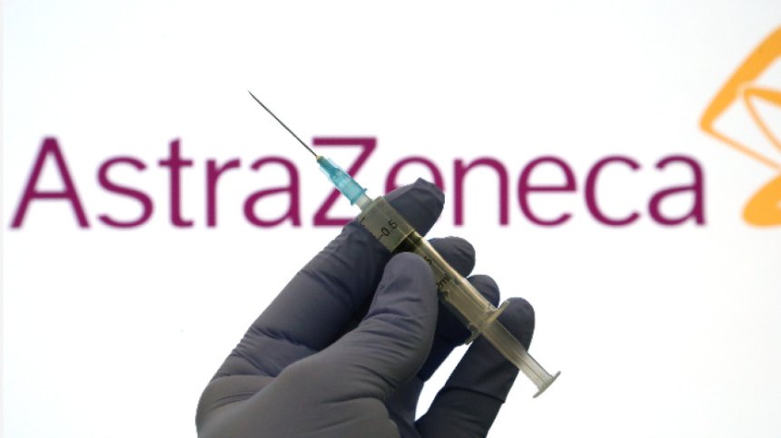 Тестват ваксината на AstraZeneca и върху деца и подрастващи