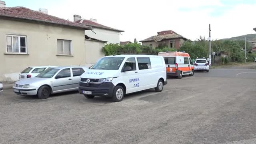 Деца на 13 и 18 г. са задържаните за убийството на пенсионер в Микрево