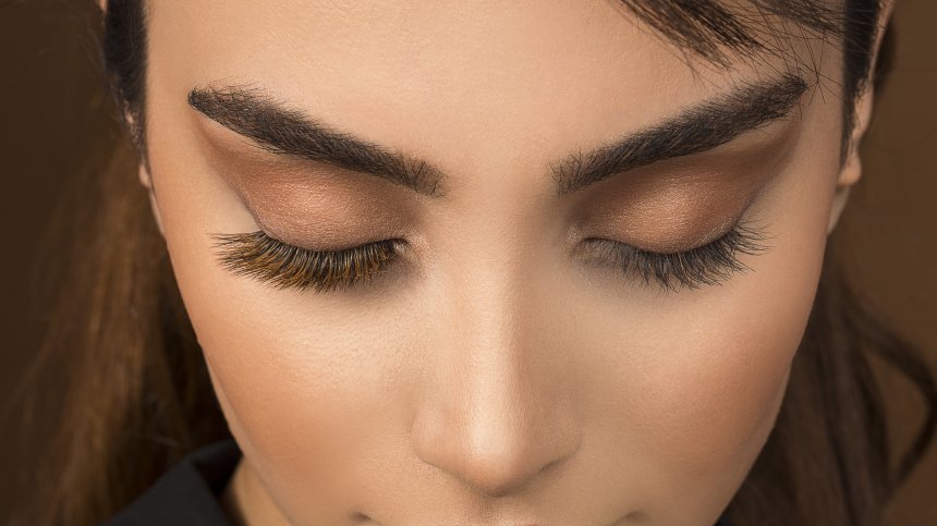 Коя е новата мода при веждите тази есен?