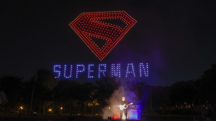 "Супермен" е най-гледаният филм, следва го "Джурасик свят: Прераждане"