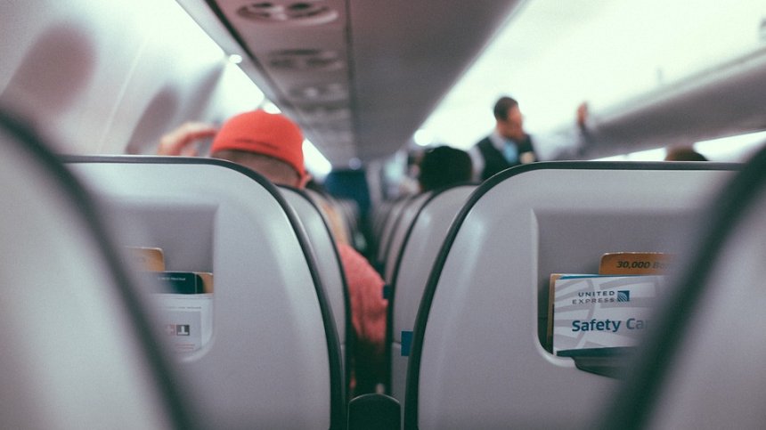 Авиокомпаниите са против споделянето на разходите за ваксинационните паспорти