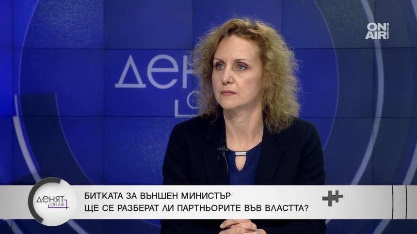 Панева, ПП-ДБ: Денков и Габриел ще намерят компромиса, записът от "Пирогов" е смразяващ