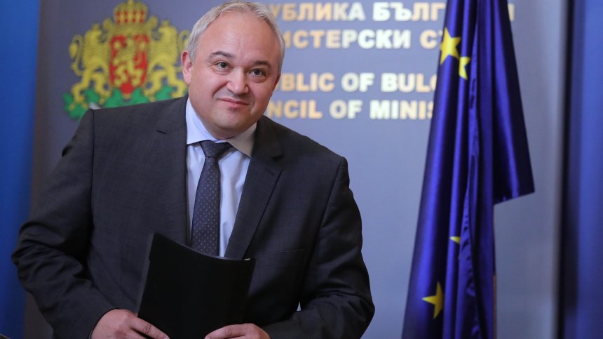 ЦИК с въпроси към вътрешния министър след бомбените заплахи