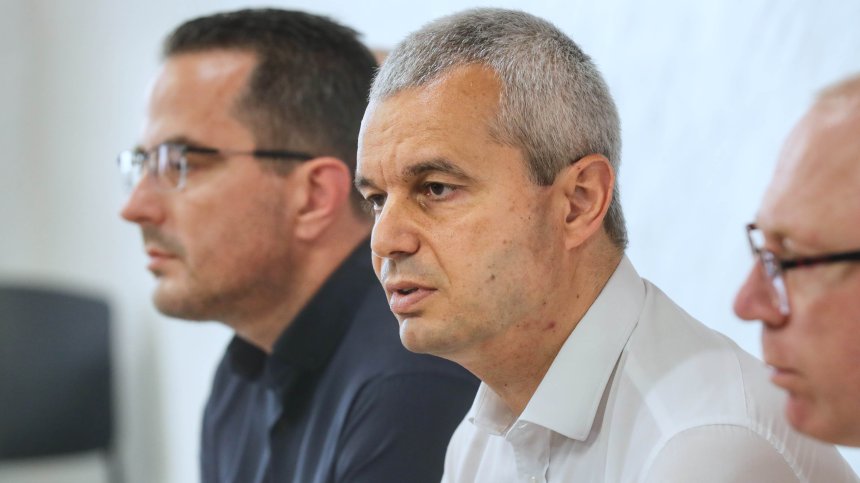 Костадинов: Имаме два възможни сценария, "Величие" не е заплаха за нас