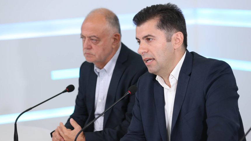 Кирил Петков: Правим санитарен кордон около Делян Пеевски