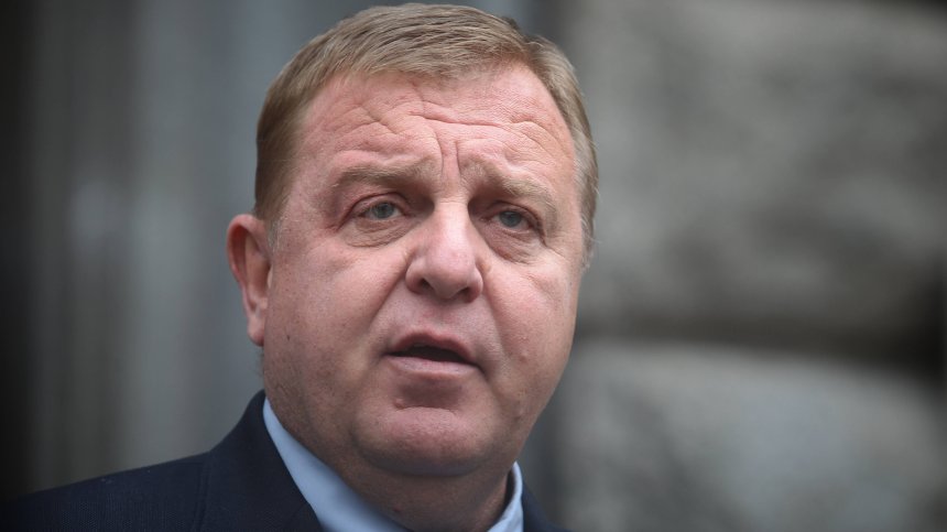 Официално: Каракачанов вече не е лидер на ВМРО, трима поеха ръководството на партията