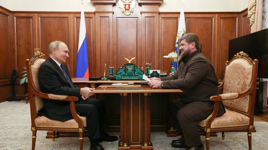 Президентът на Чечня призна: Над 7 000 "кадировци" са на предна линия в Украйна