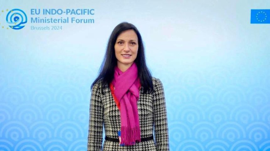 Мария Габриел: Трябва тясно сътрудничество, за да се справим с предизвикателствата