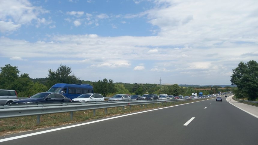 Проверяват магистралите и скоростните пътища, днес започват от "Хемус"