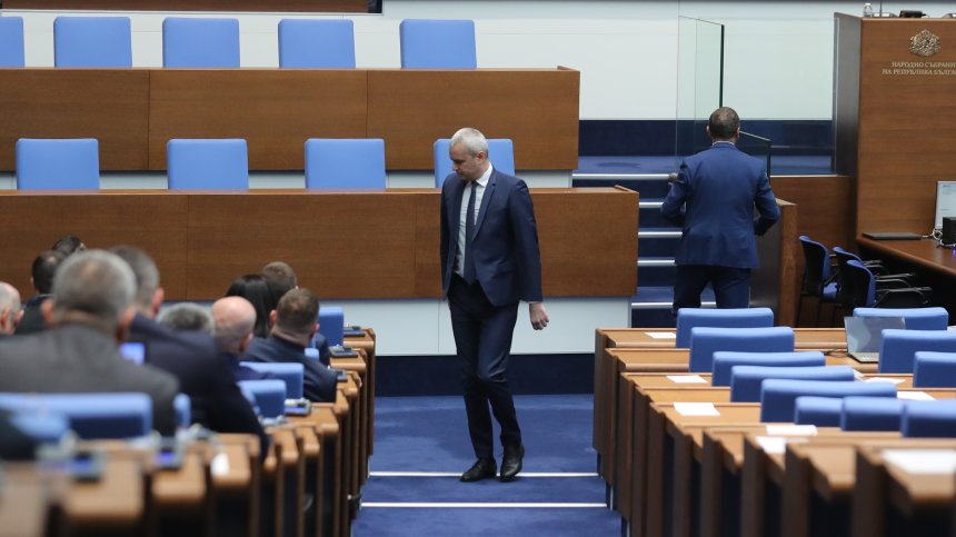 Костадин Костадинов: Прокуратурата подслушва цялата ни група