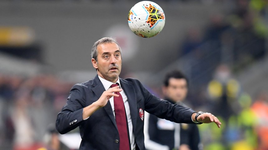 "Милан" уволни Джампаоло, сменя го с фен на "Интер"